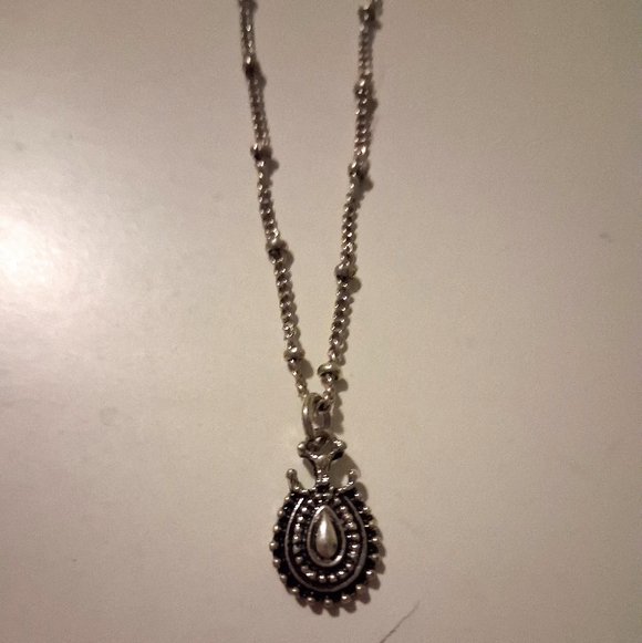 Old fashion Silver Charm Necklace - Picture 5 of 6